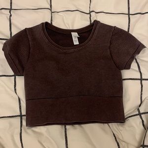aerie brown cropped tee!🤎